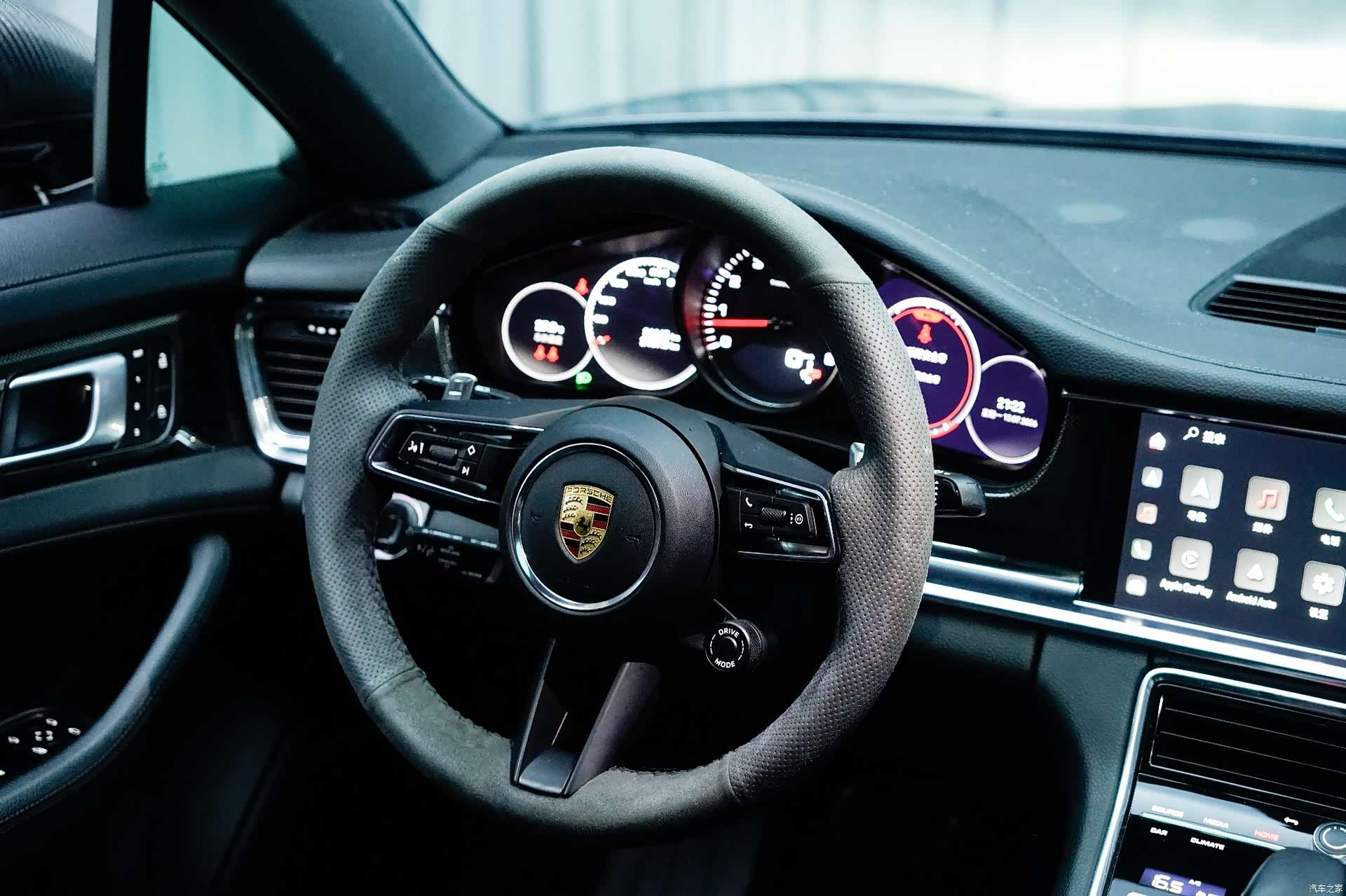Porsche Panamera, 2022 13