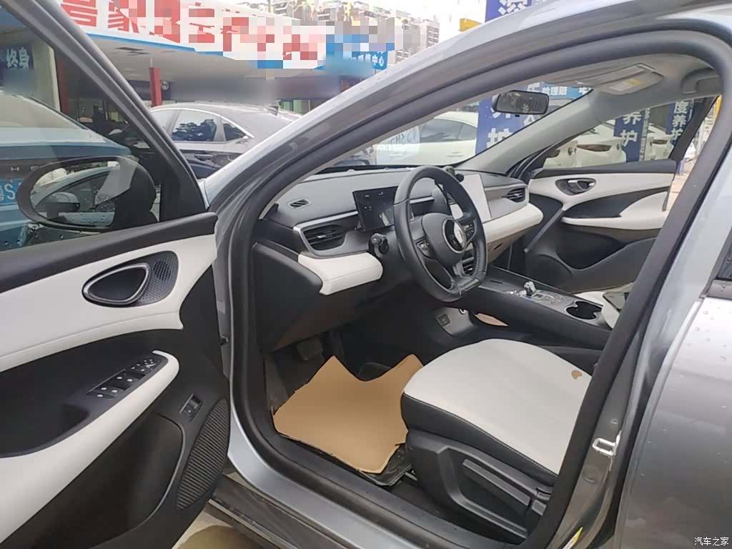 BYD Seal, 2025 16