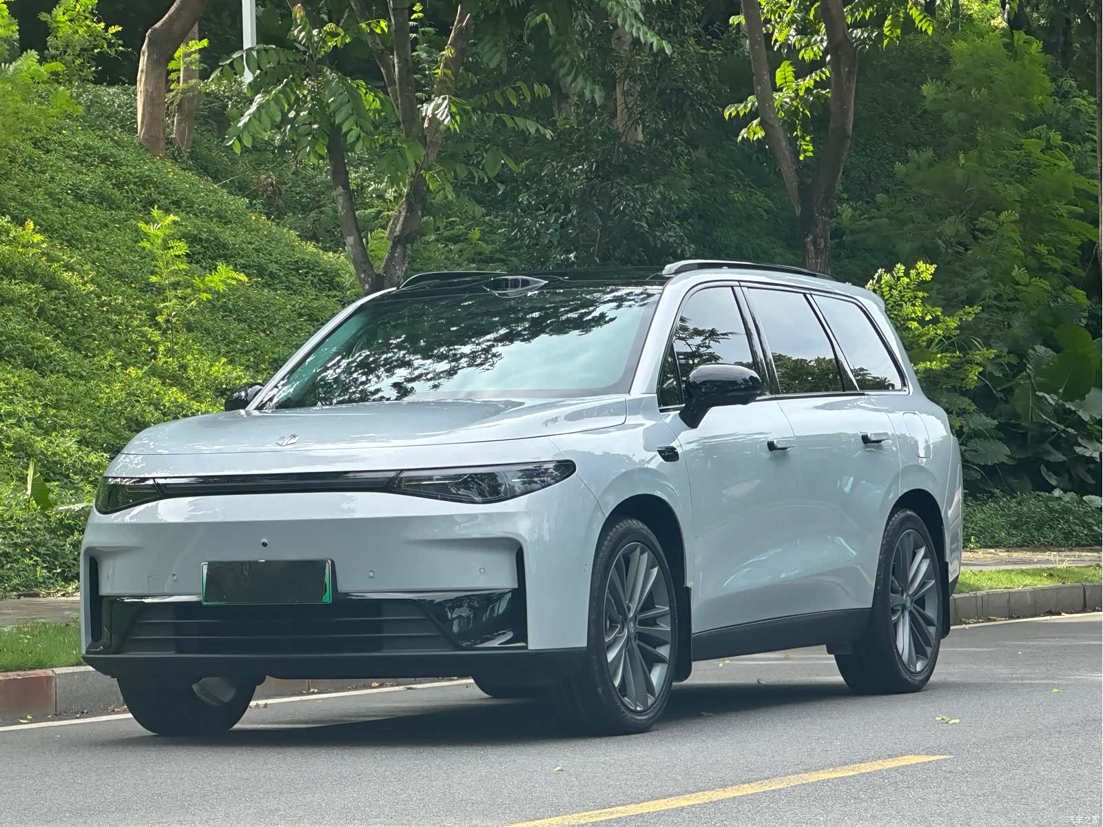 Leapmotor C16, 2025 1