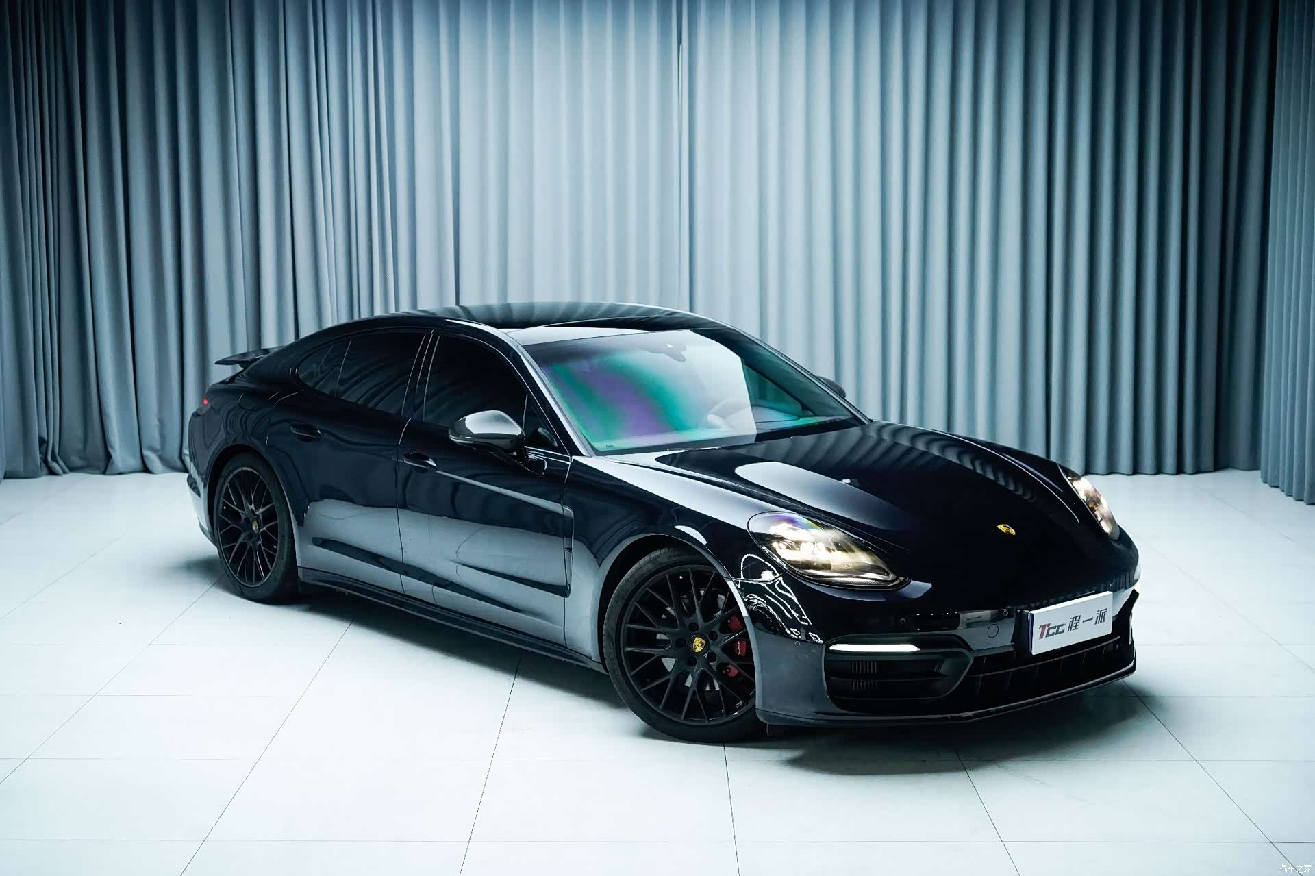Porsche Panamera, 2022 все фото