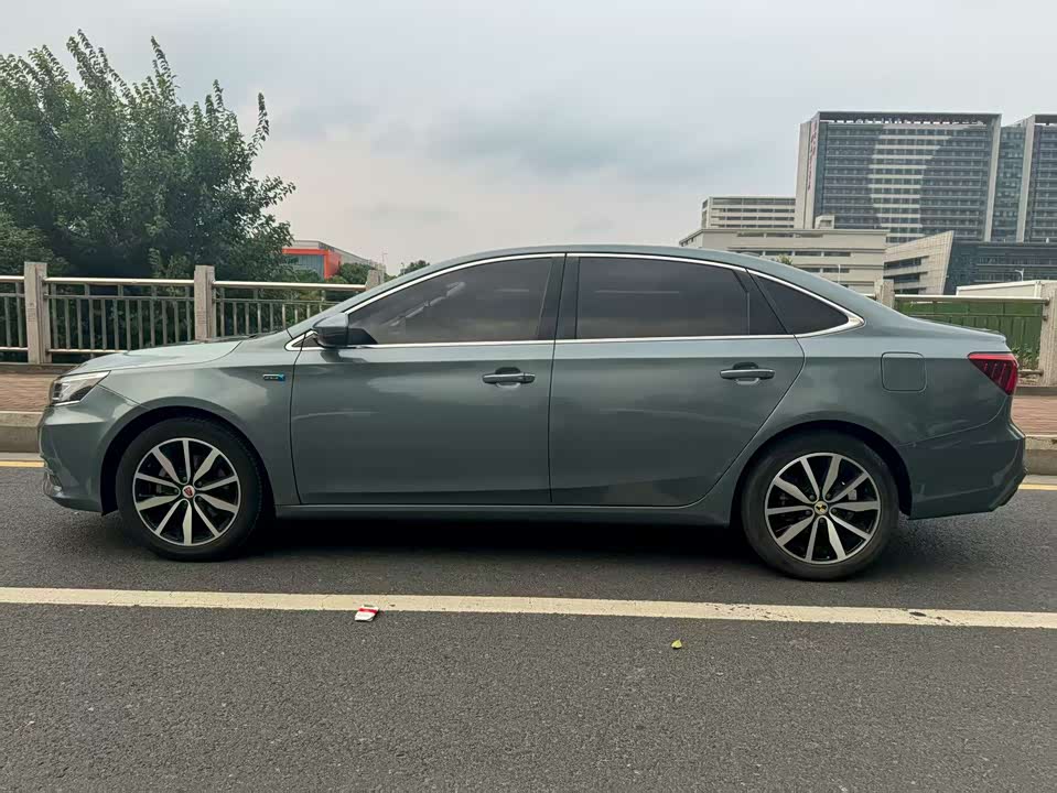 Roewe i6 Roewe i6