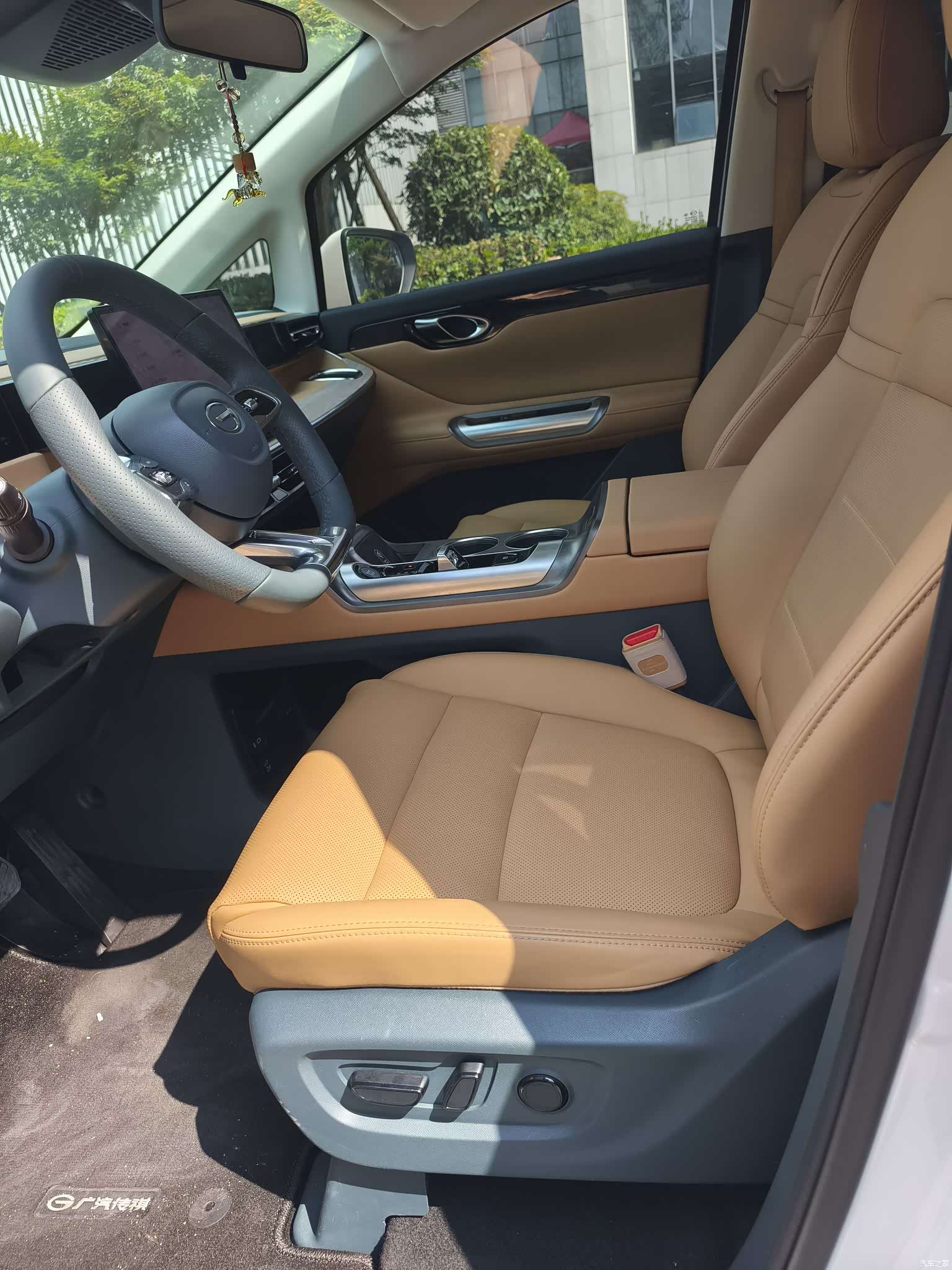 Trumpchi E8, 2024 7