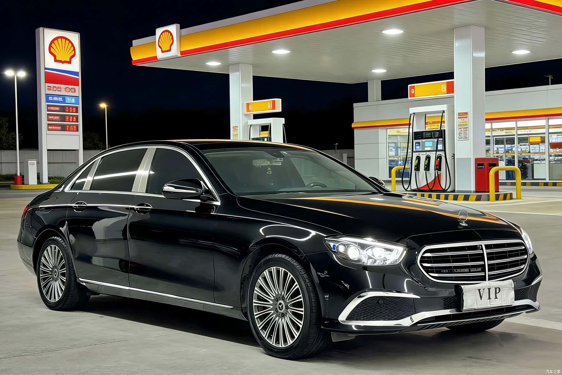 Mercedes-Benz E-Class, 2019 3