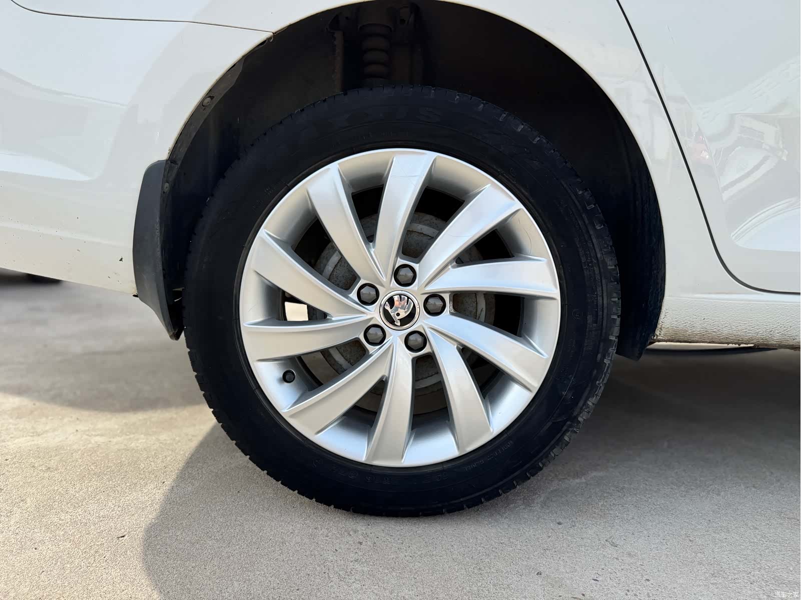 Skoda Rapid, 2019 11