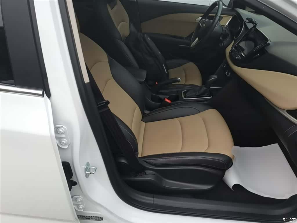 Chevrolet 320, 2021 25