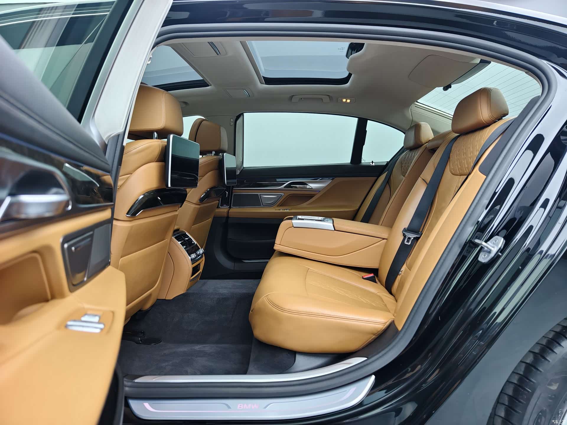 BMW 7 Series, 2016 16