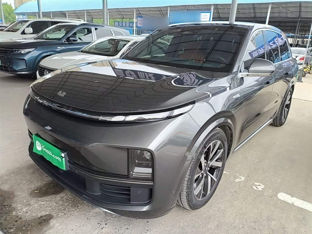 Li Auto L8