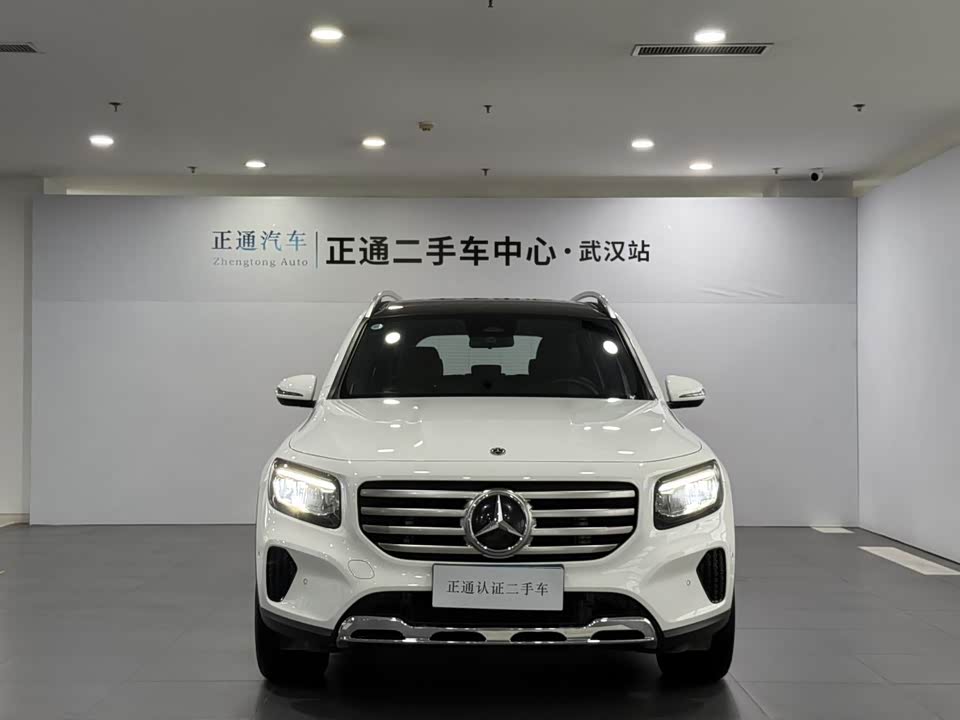 Mercedes-Benz GLB Mercedes-Benz GLB