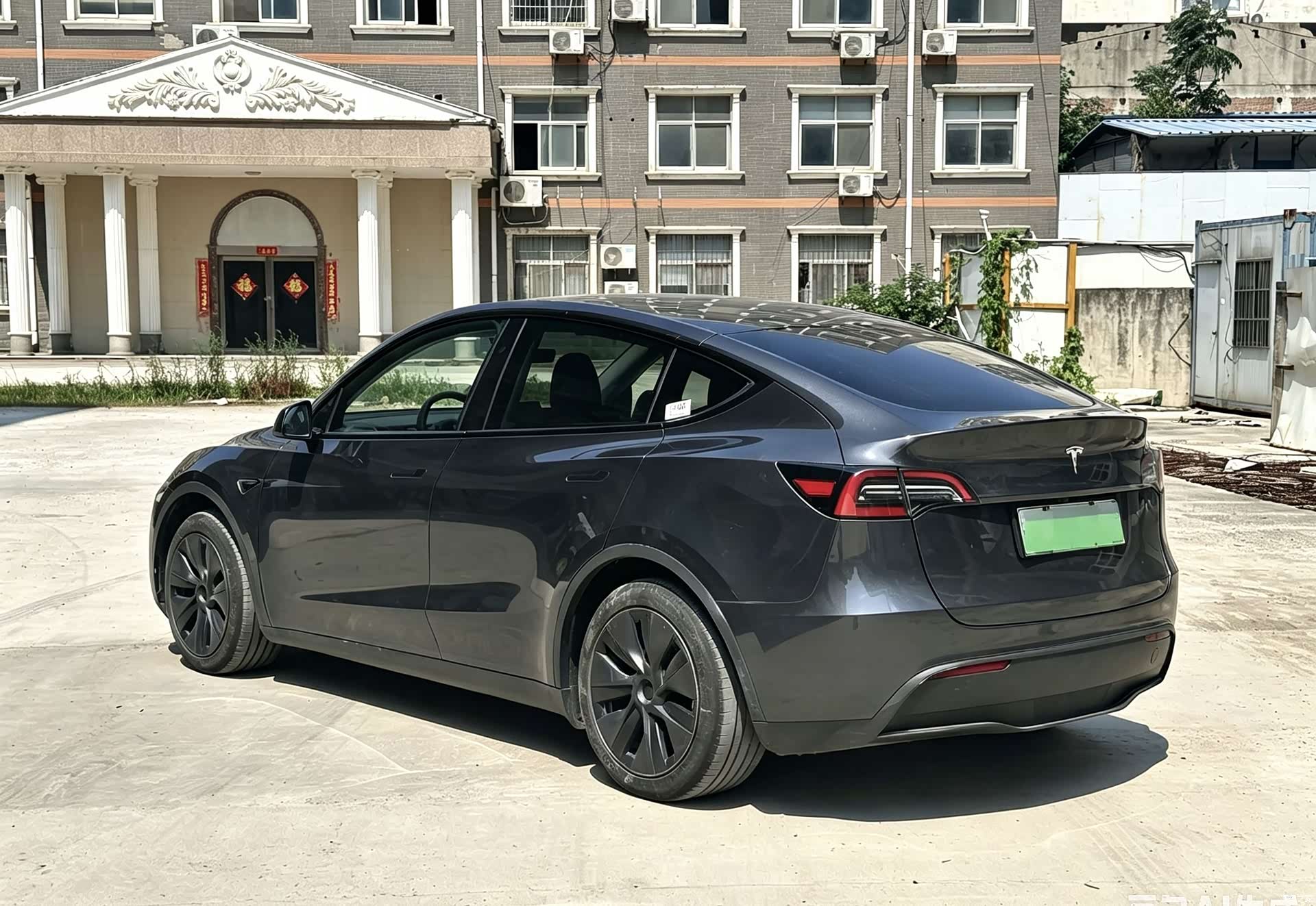 Tesla Model Y, 2024 7