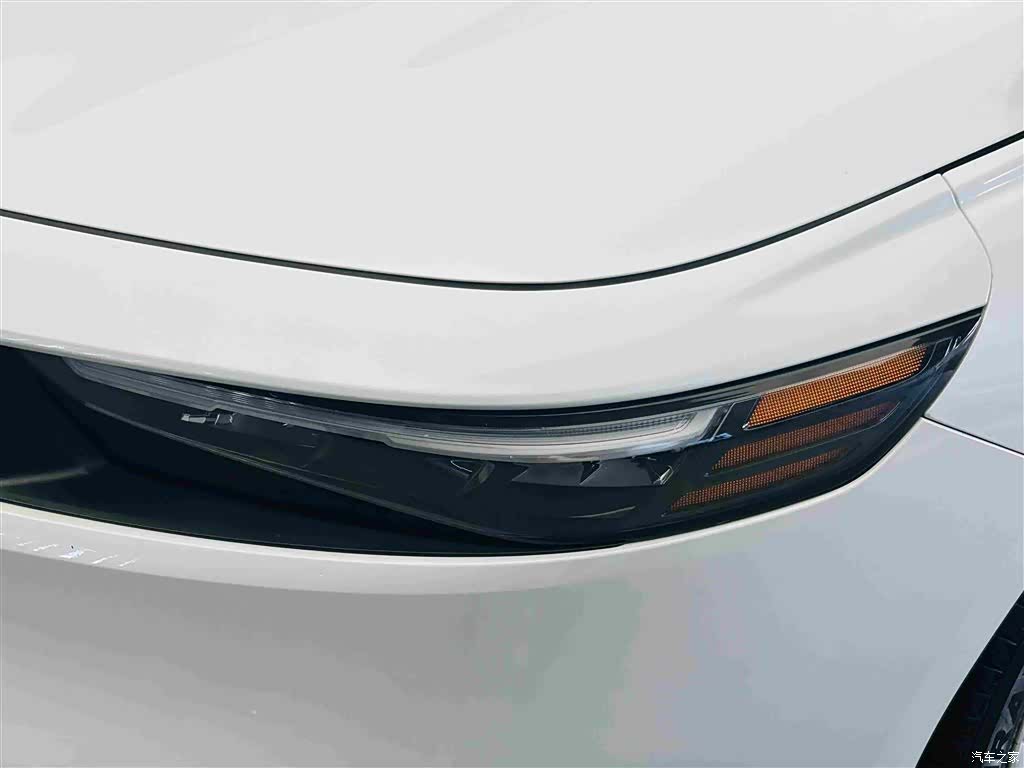 Honda Accord, 2023 11