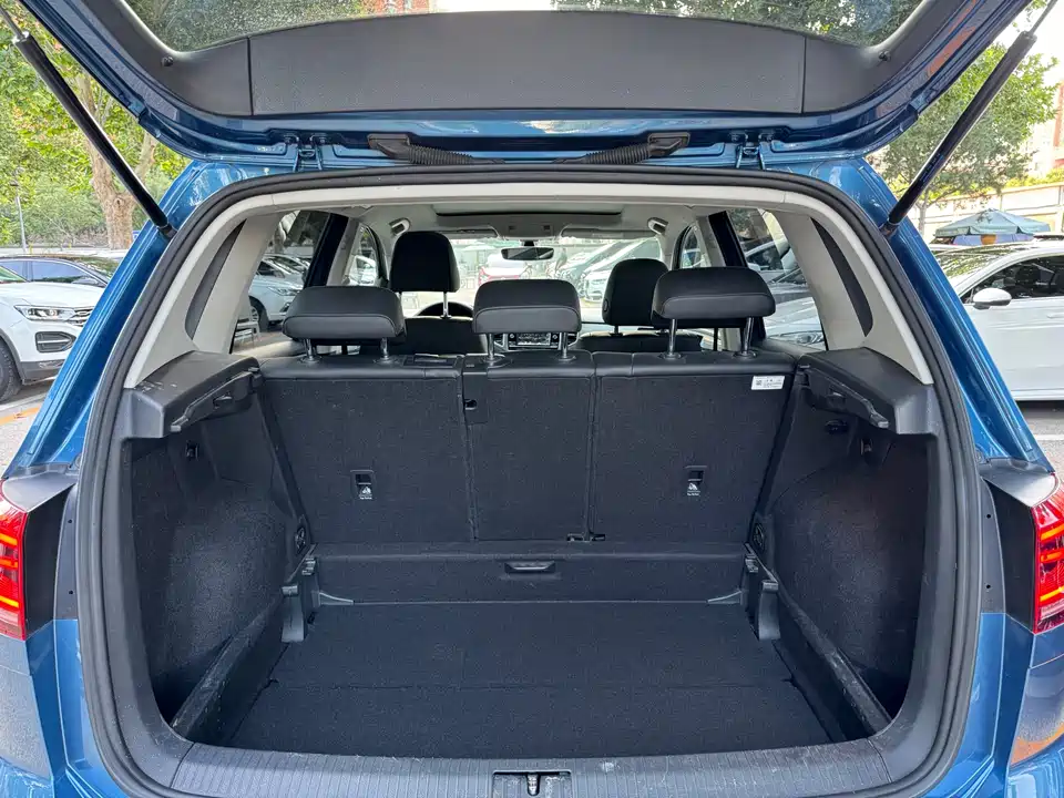 Volkswagen Golf*Jiayu