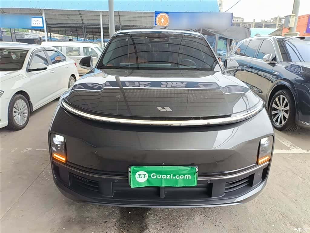 Li Auto L8, 2023 3