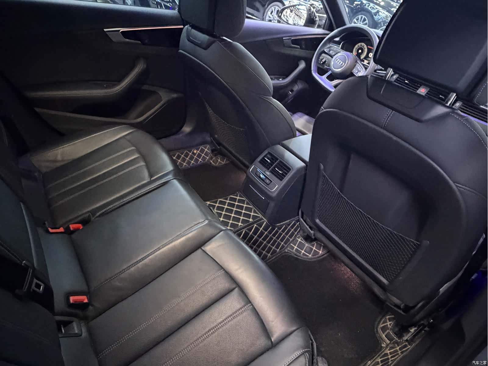 Audi A4L, 2023 8