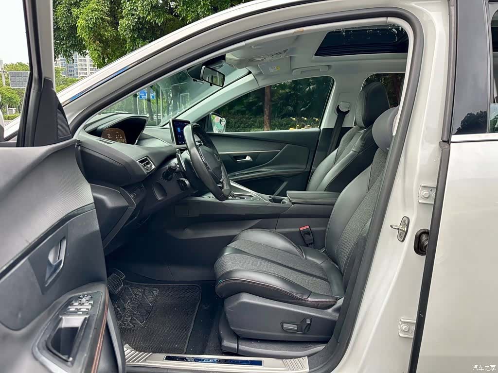 Peugeot 5008, 2017 6