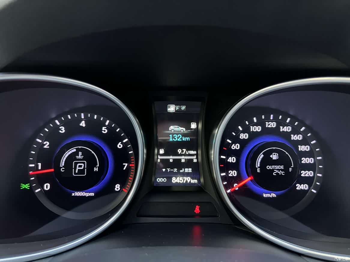 Hyundai Santa Fe, 2015 все фото
