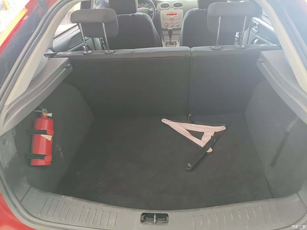 Ford Focus, 2015 19