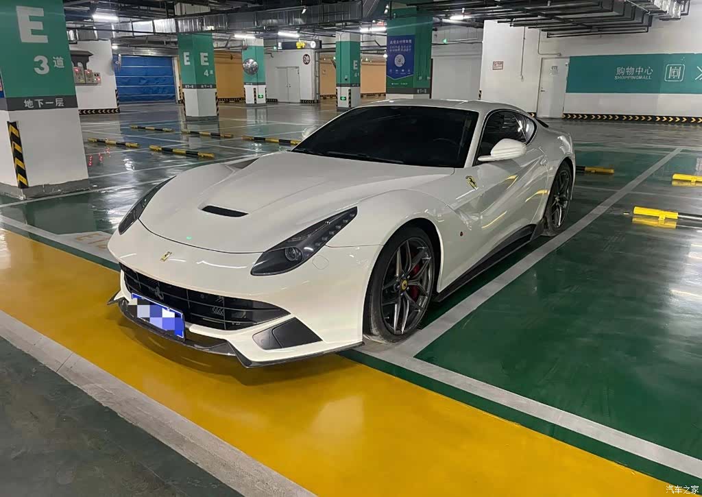 Ferrari F12ber