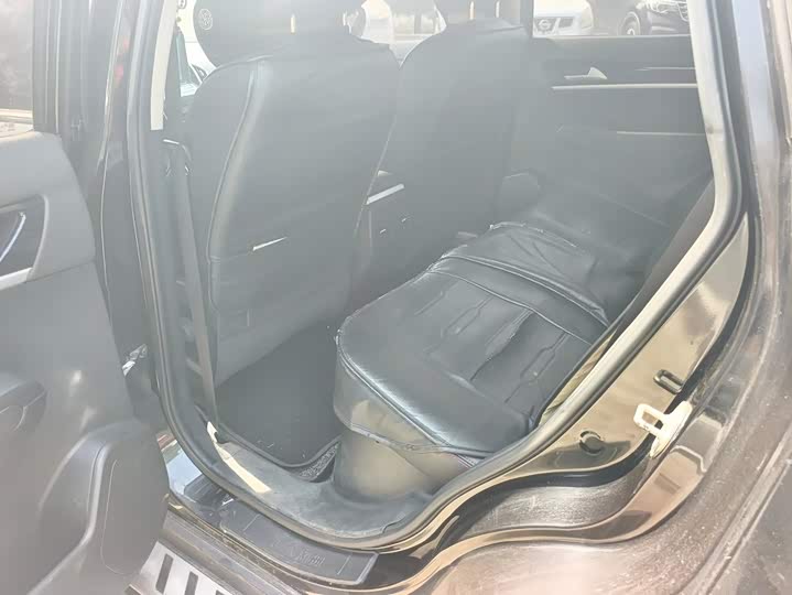 Aeolus AX7 2015 2.0L МКПП zhi yue xing