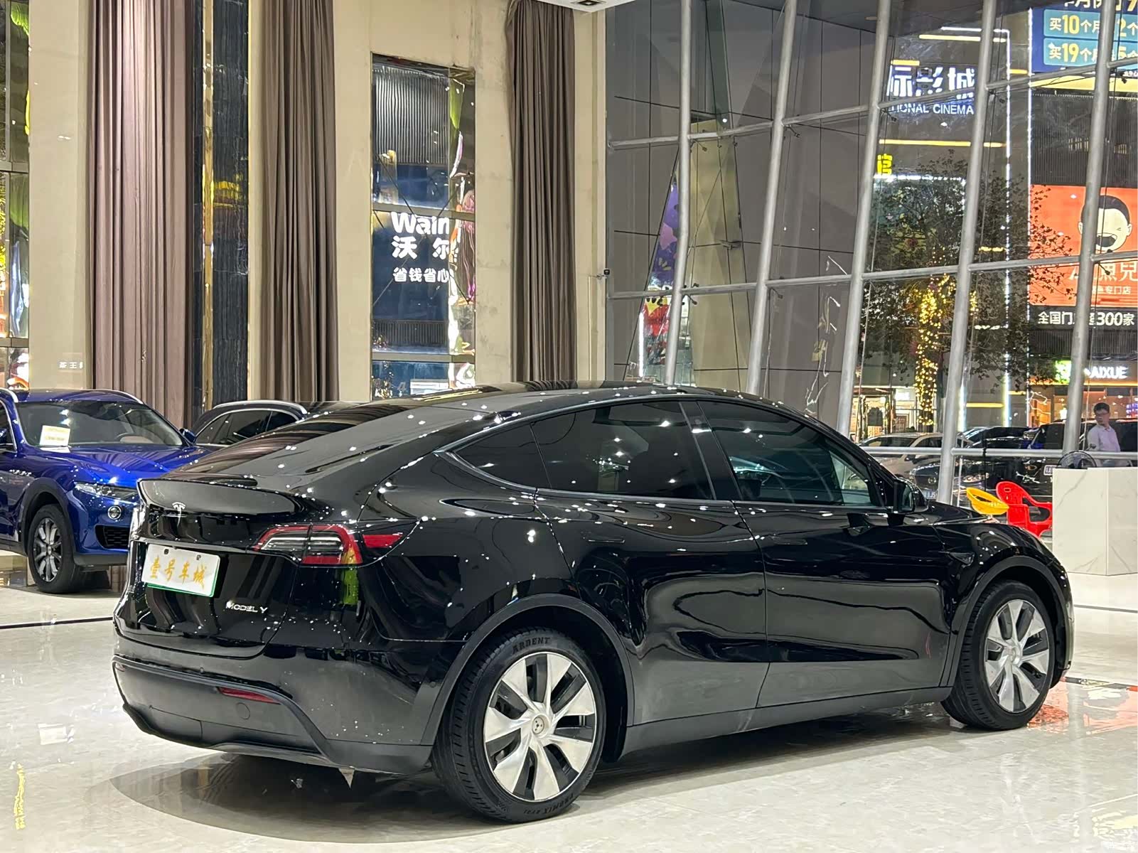 Tesla Model Y, 2023 6