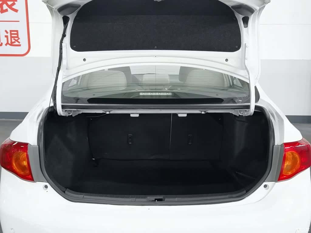 Toyota Corolla, 2010 16