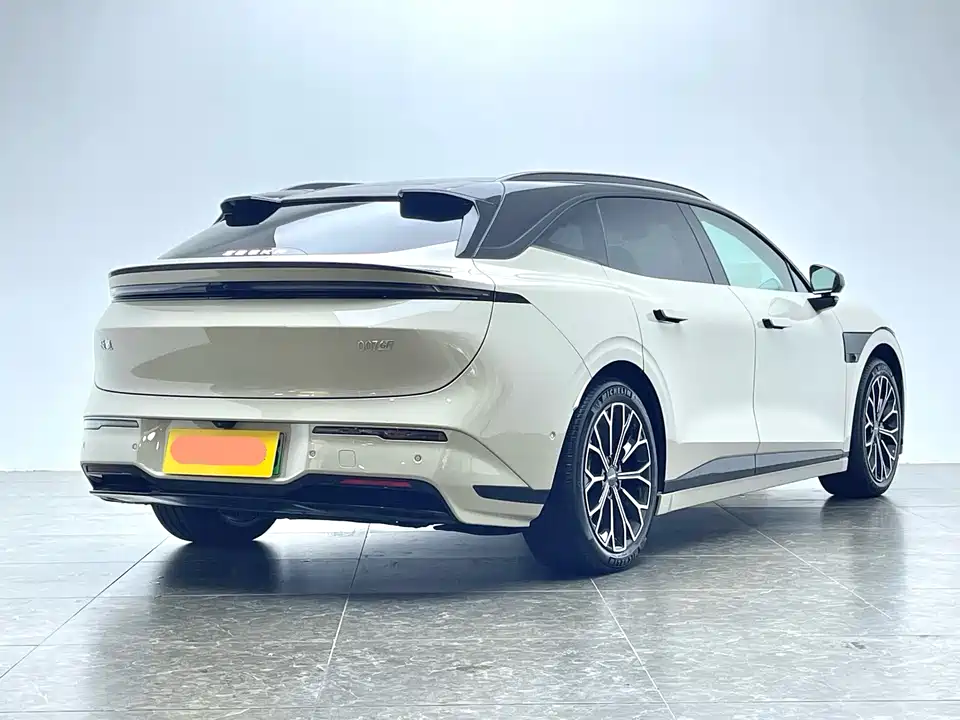 Zeekr 007GT