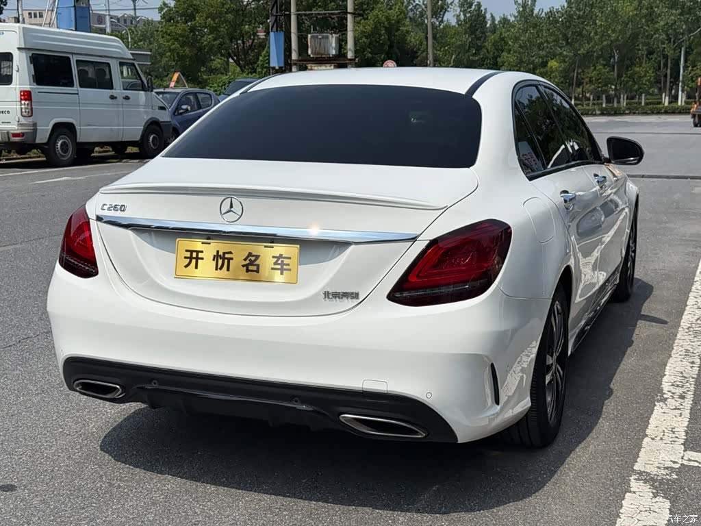 Mercedes-Benz C-Class, 2019 3