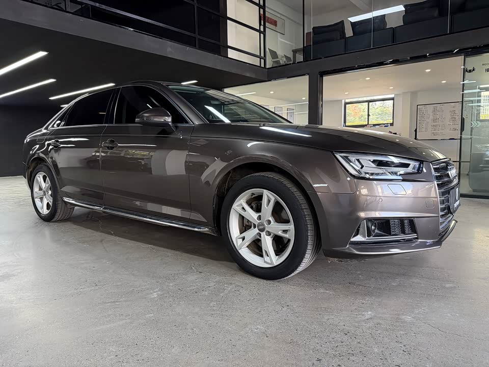 Audi A4L