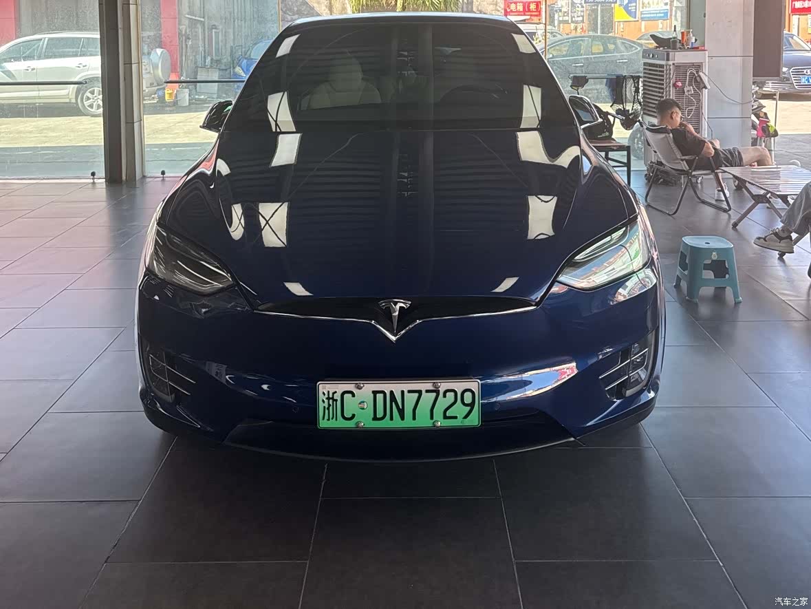 Tesla Model X, 2018 11