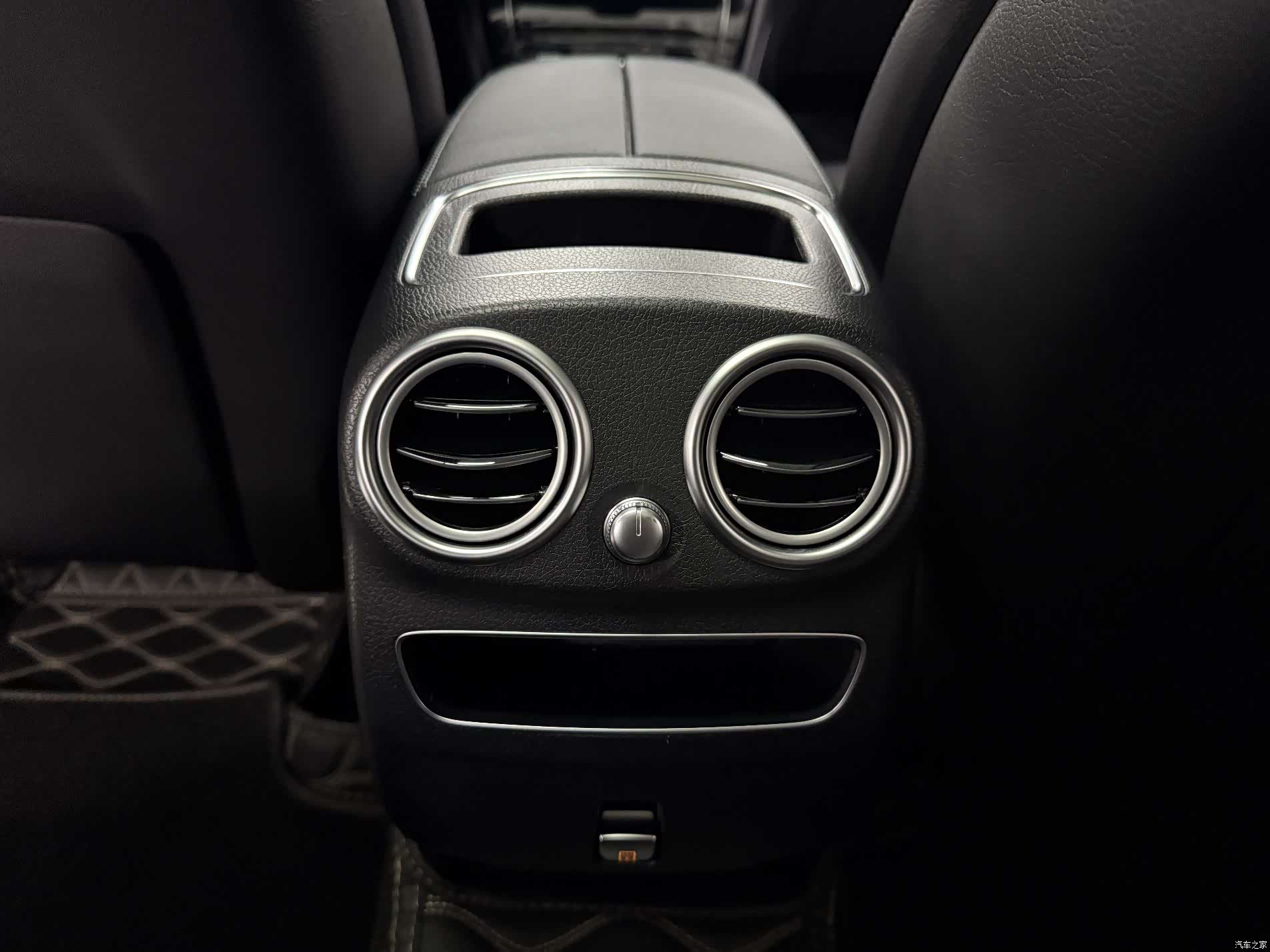 Mercedes-Benz GLC, 2020 16