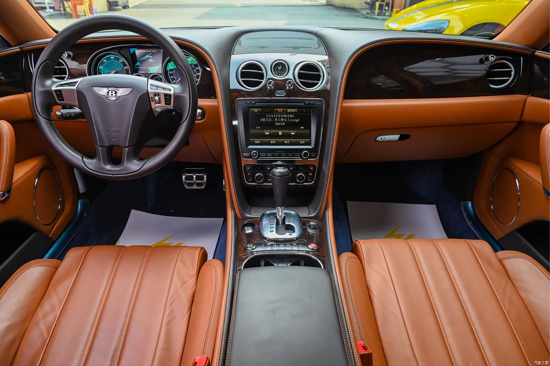 Bentley Flying Spur, 2016 11