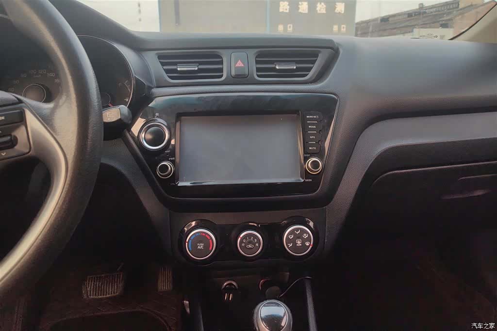Kia K2, 2016 13