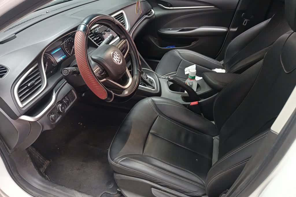 Buick V, 2020 9