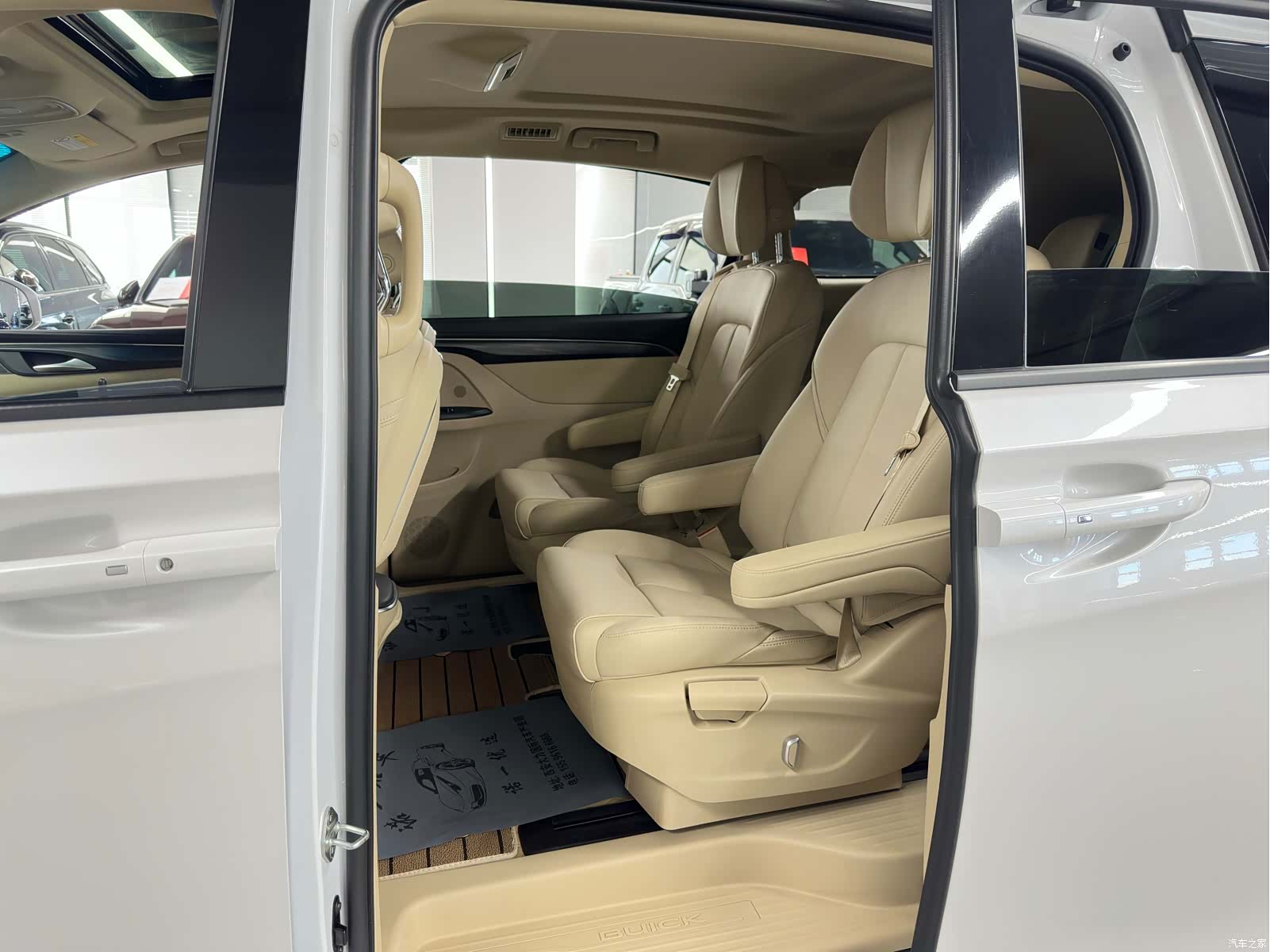 Buick GL8, 2023 19