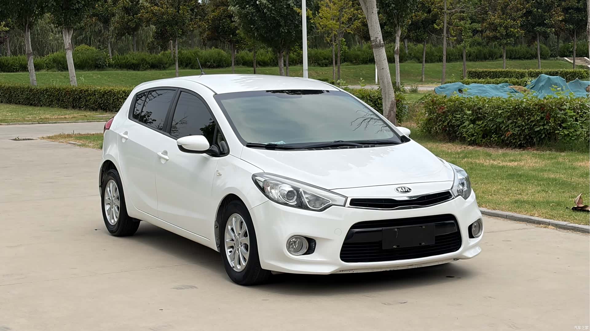 Kia K3, 2014 3
