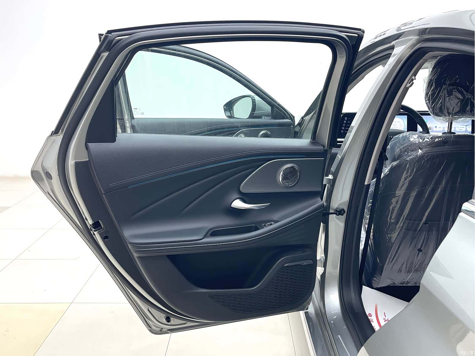 Chery Arrizo 8, 2025 4