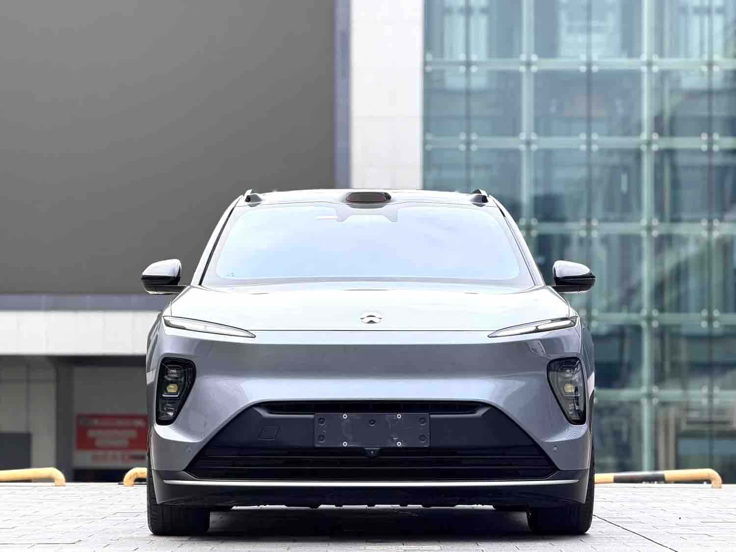NIO ES8, 2024 3