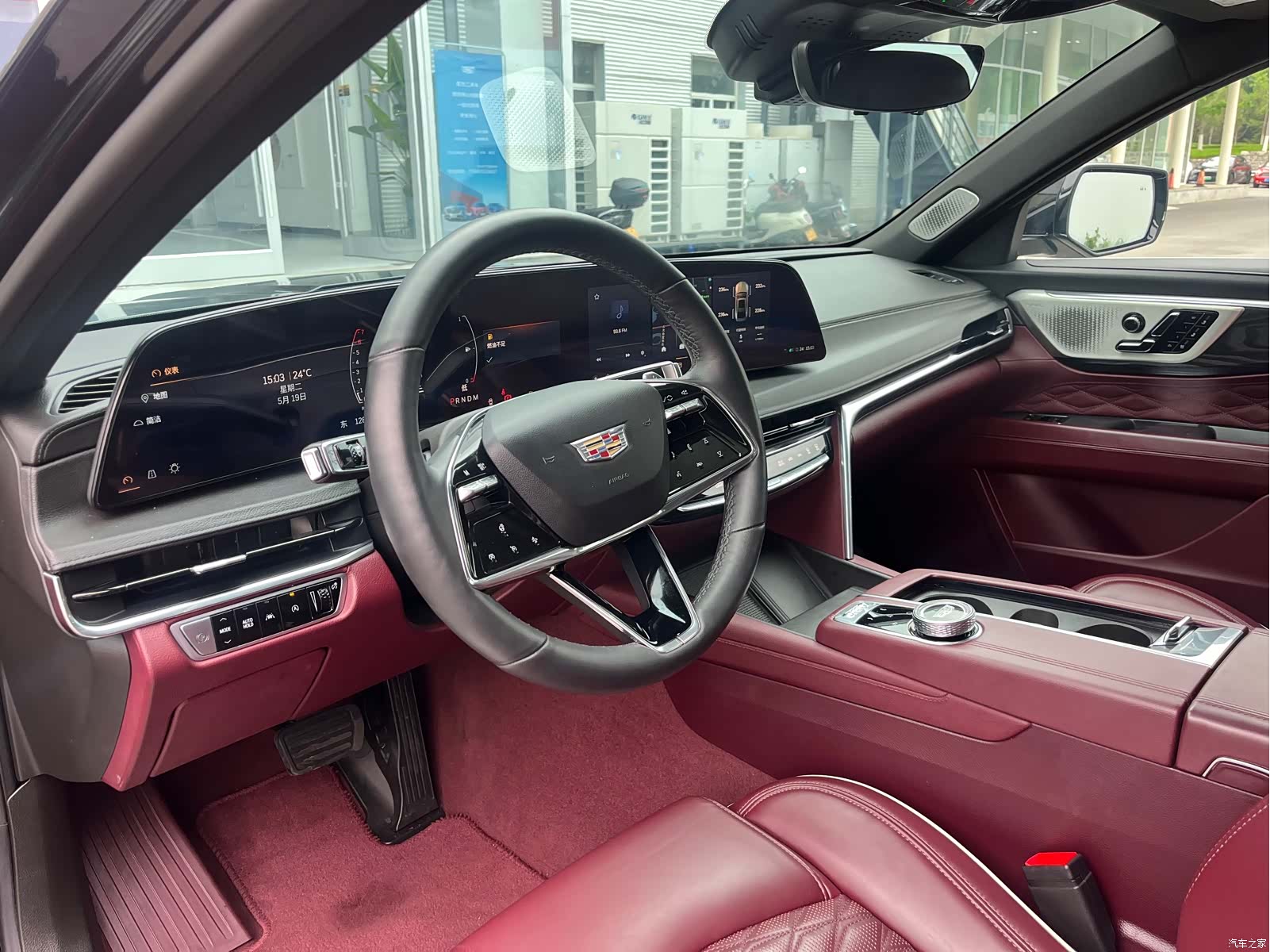 Cadillac CT6, 2026 все фото