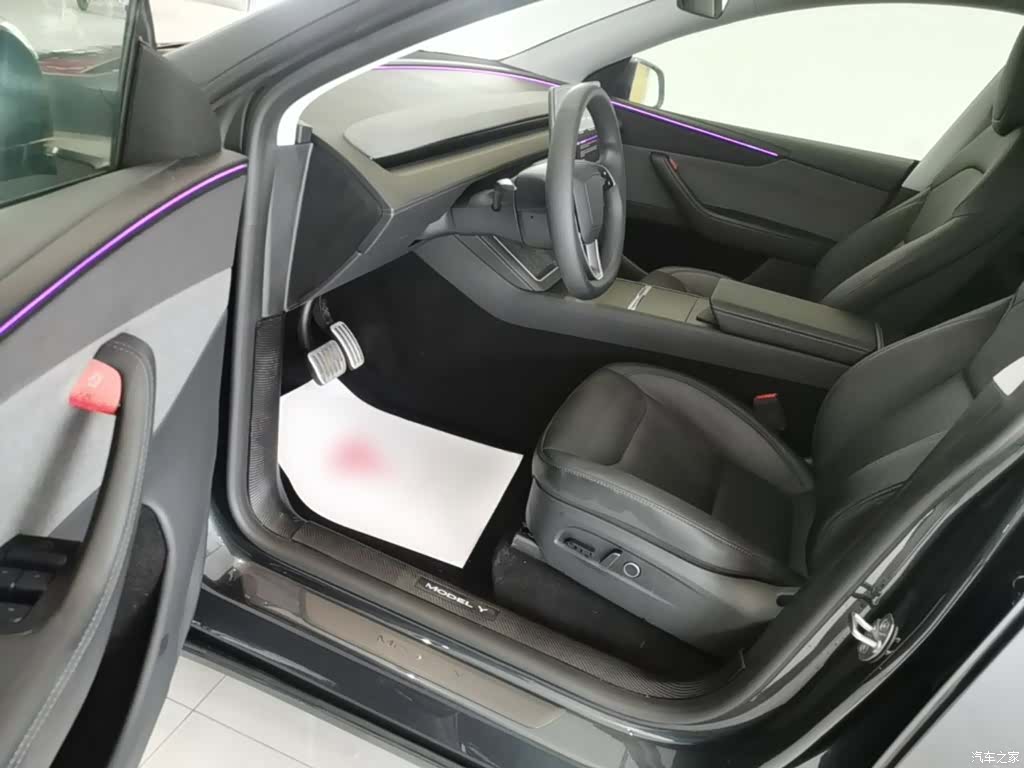 Tesla Model Y, 2025 16