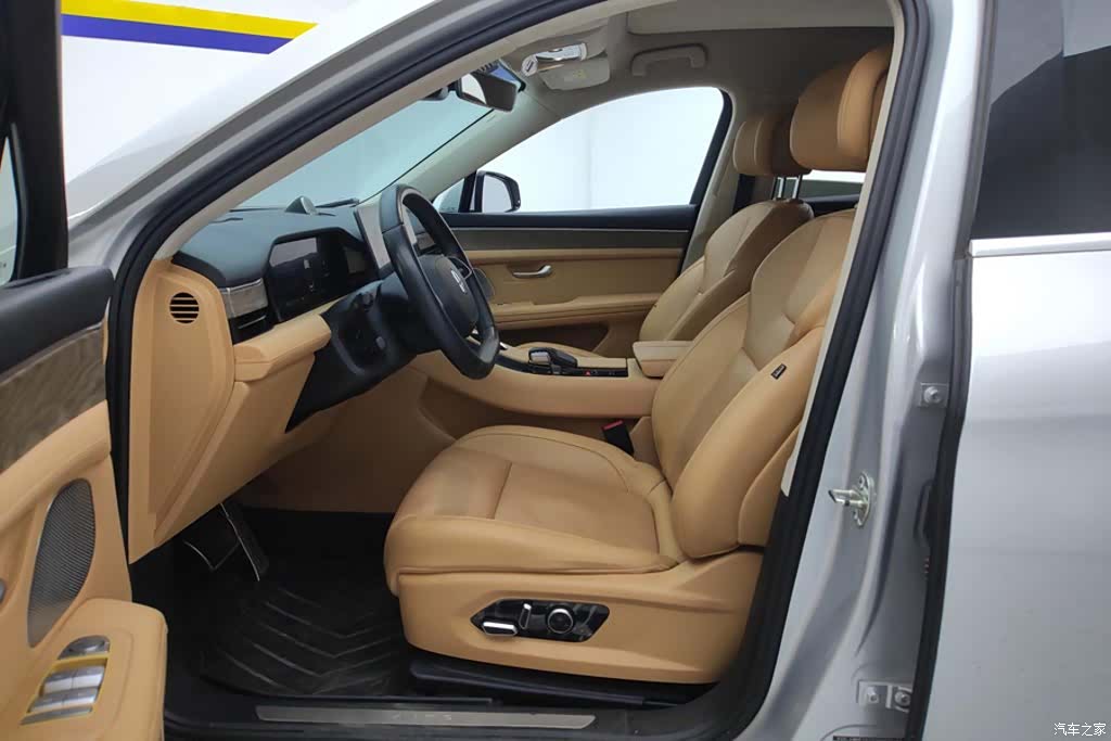 AITO M5, 2022 9