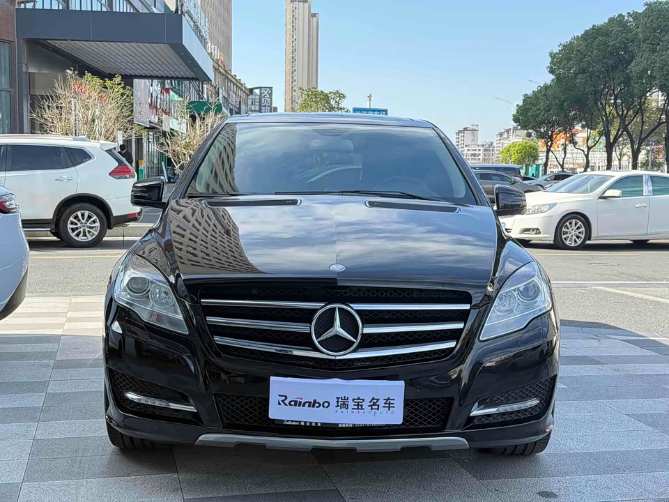Mercedes-Benz R-class