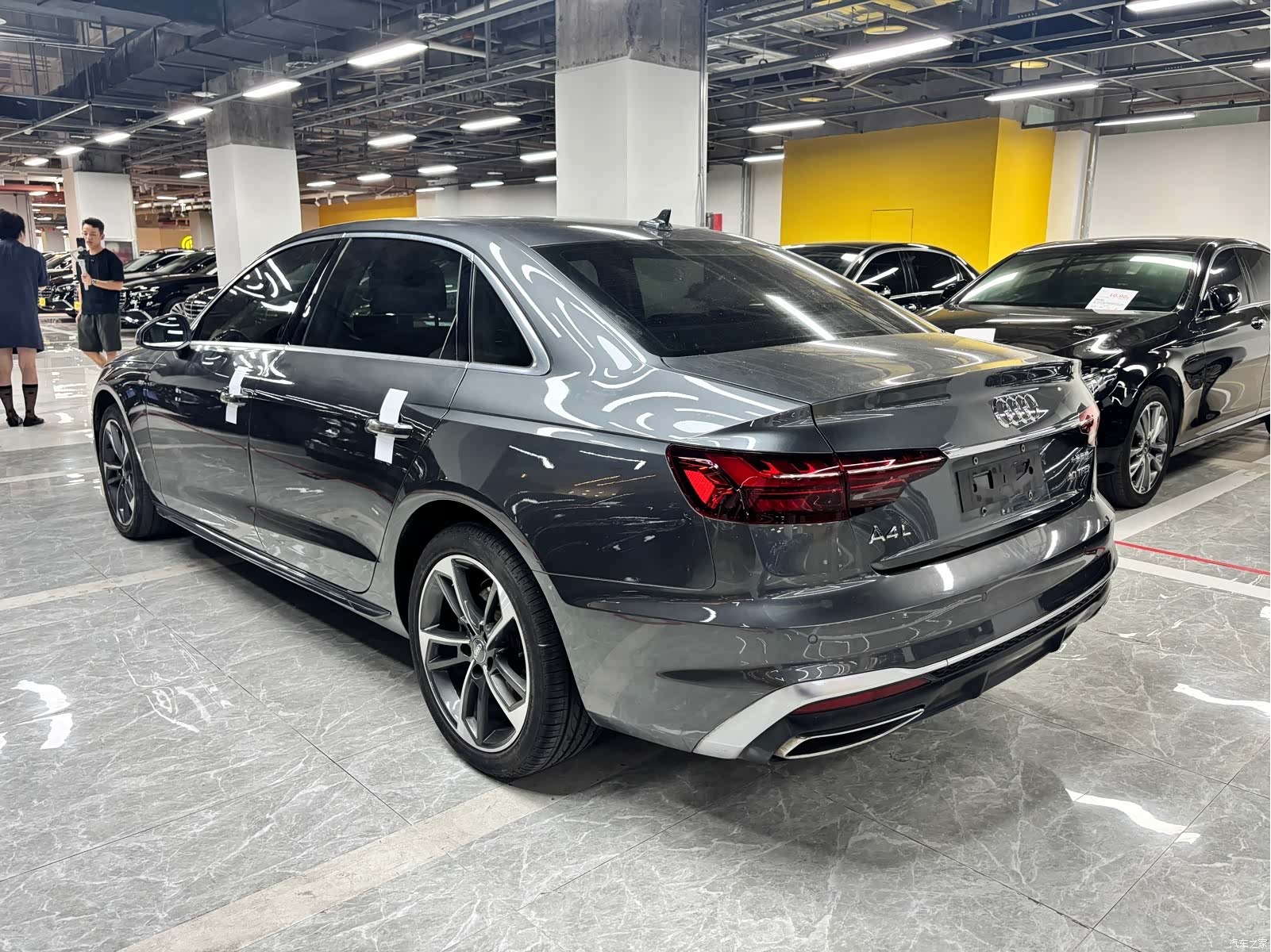 Audi A4L, 2021 18