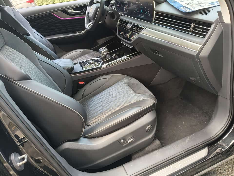 Hongqi HS5 Hongqi HS5