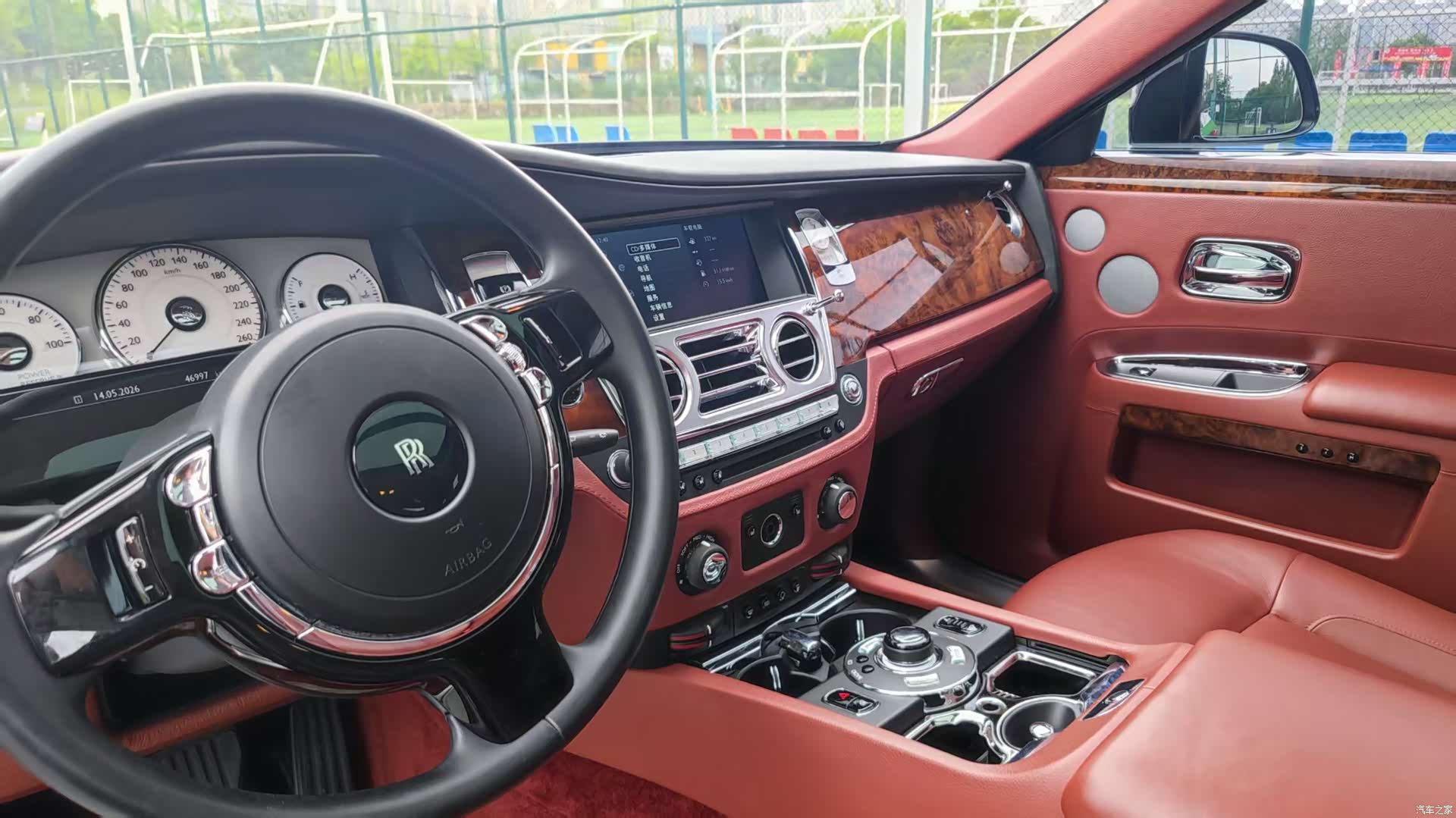 Rolls-Royce Ghost, 2012 4