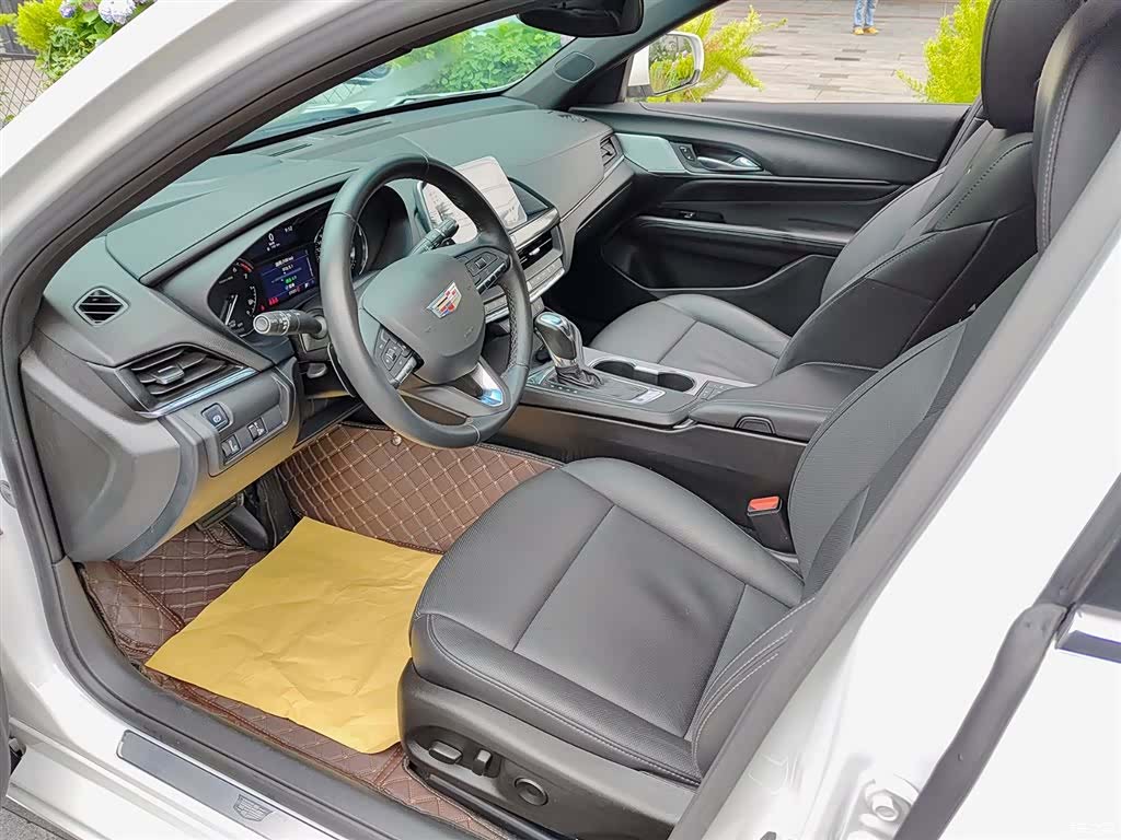 Cadillac CT4, 2023 7