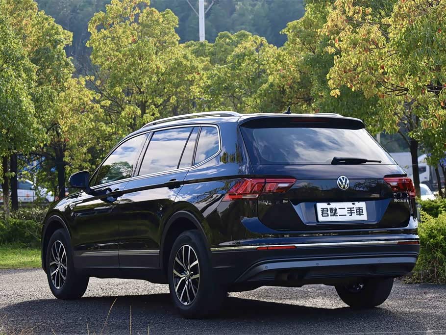 Volkswagen Tiguan L
