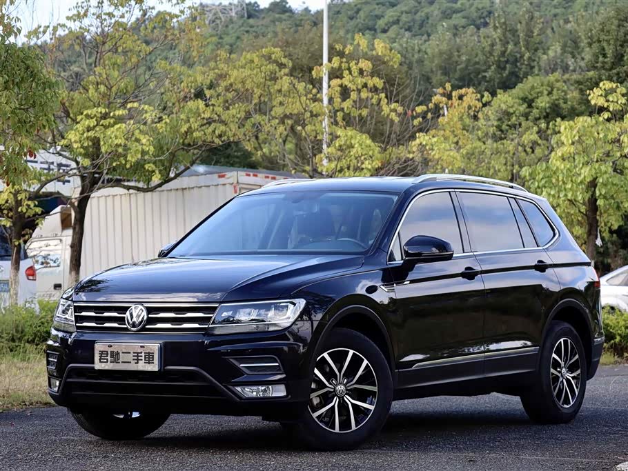 Volkswagen Tiguan L