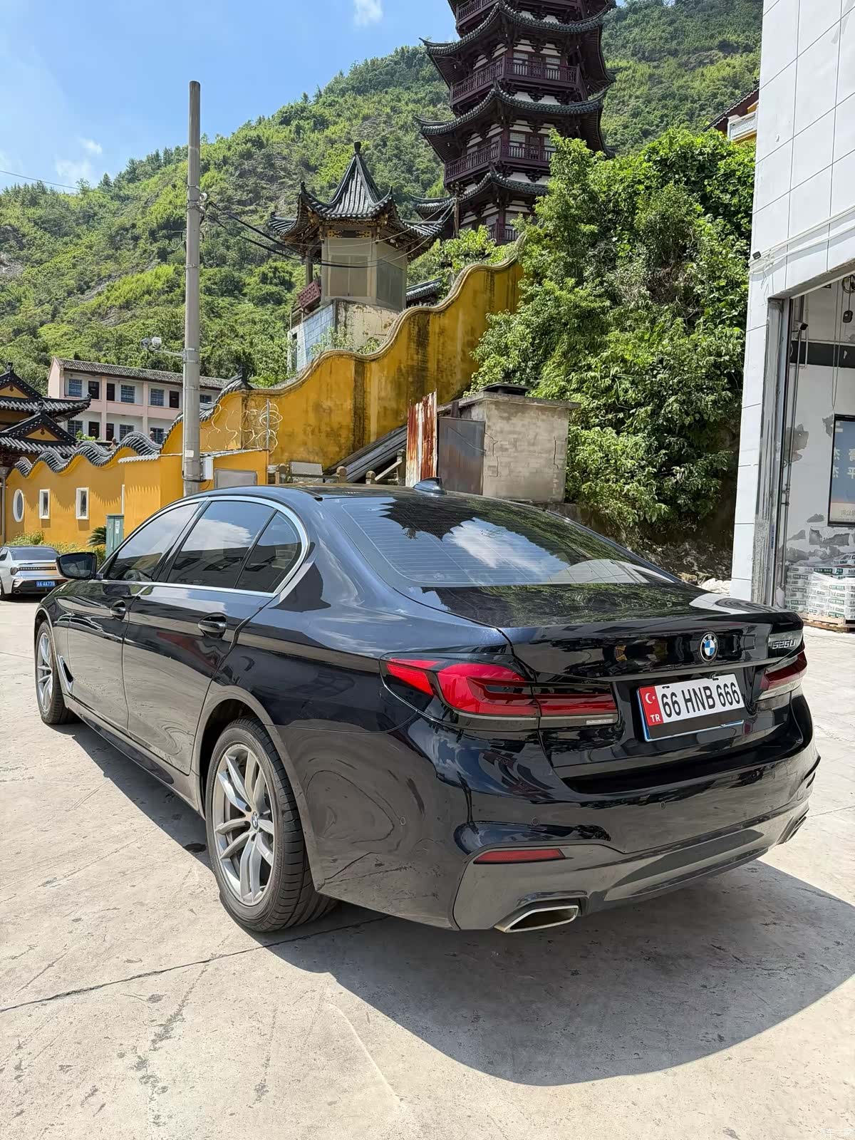 BMW 5 Series, 2020 8