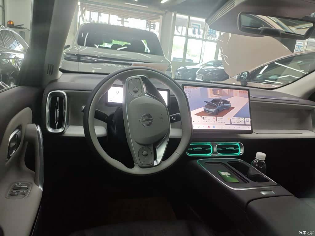 Leapmotor B01, 2026 все фото