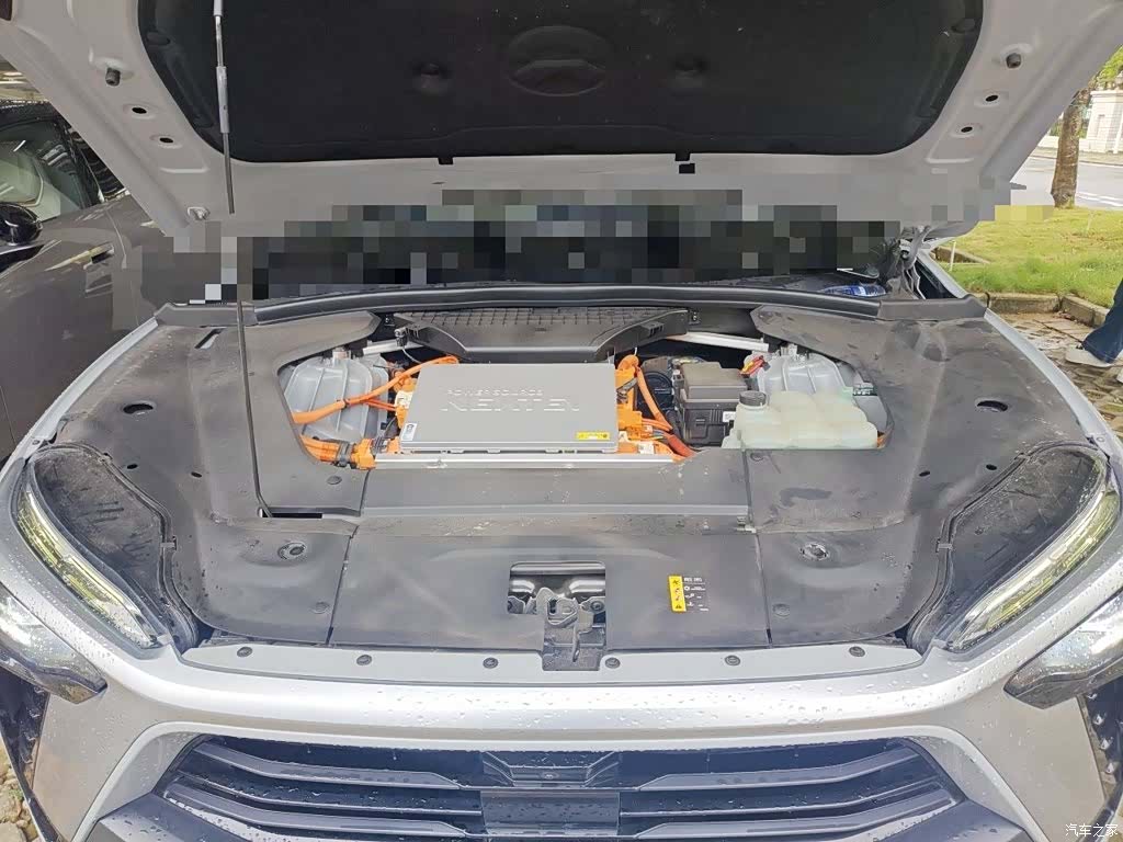 NIO ES8, 2022 11