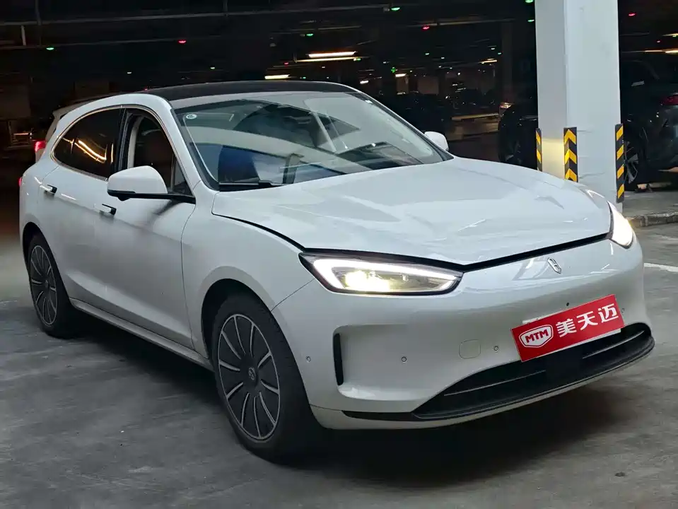 AITO Ask the world M5